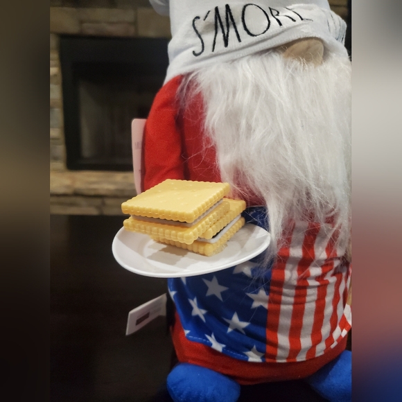 Rae Dunn Smores Gnome-NWT - Picture 4 of 6